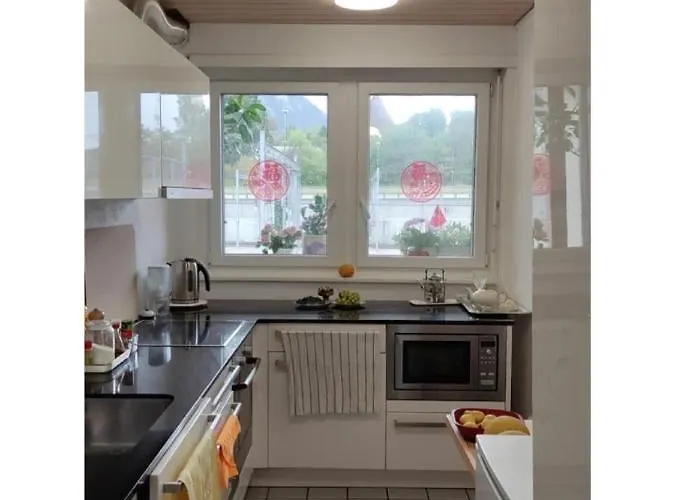 民宿 Lakeview By The Station C