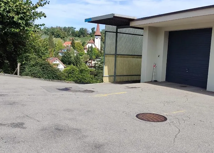 Lakeview By The Station C