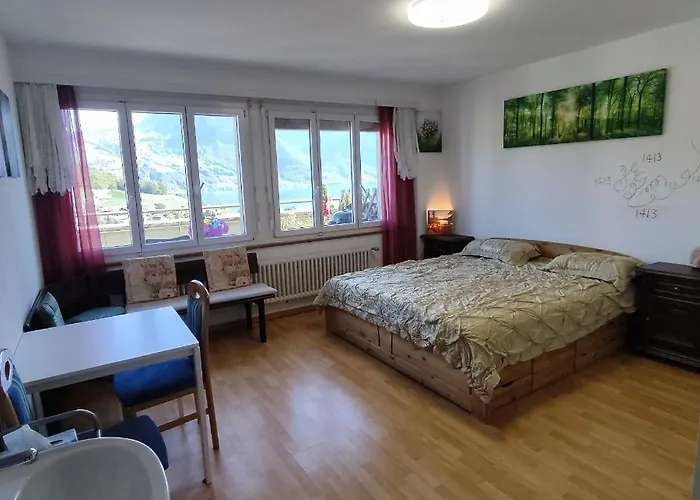 Lakeview By The Station C *